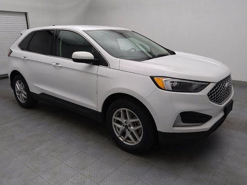 Used 2024 Ford Edge SEL image 11