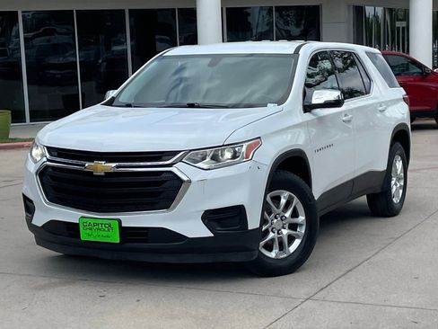 Used 2020 Chevrolet Traverse LS FWD image 9