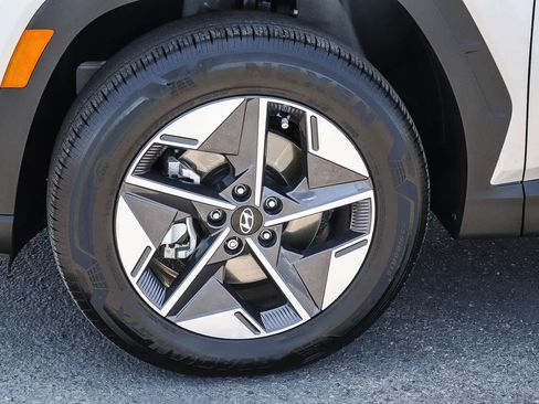 Used 2025 Hyundai Tucson SEL AWD/4WD image 14