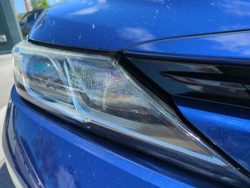 Used 2018 Toyota Camry LE FWD image 10