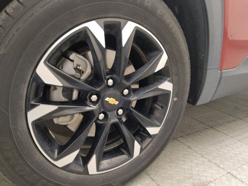 Used 2021 Chevrolet TrailBlazer LT w/ Convenience Package FWD image 31