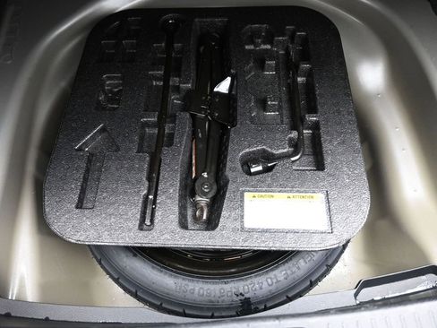 Certified 2025 Toyota Corolla LE image 22