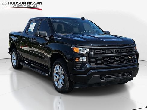 Used 2023 Chevrolet Silverado 1500 Custom RWD image 1