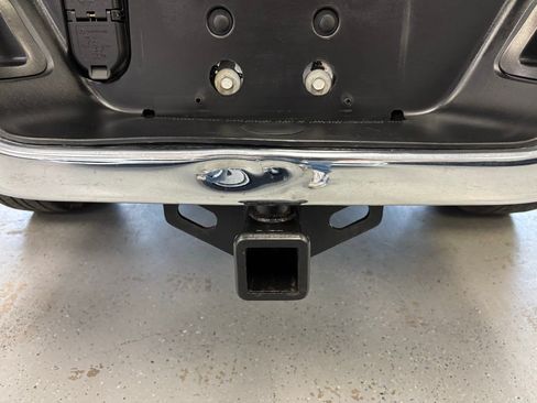 Used 2018 RAM 1500 Classic SLT AWD/4WD image 14