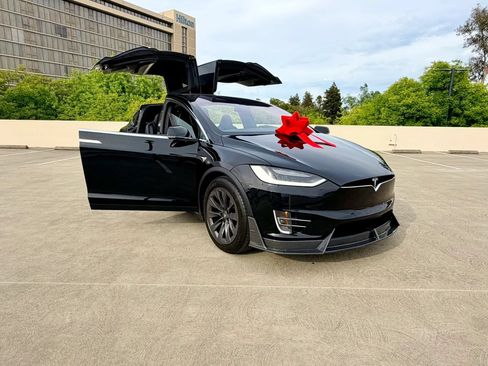 Used 2018 Tesla Model X 75D AWD/4WD image 46