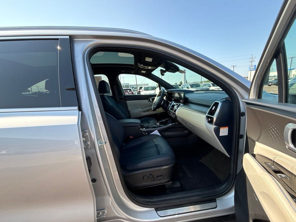 Used 2023 Kia Sorento SX Prestige AWD/4WD image 27