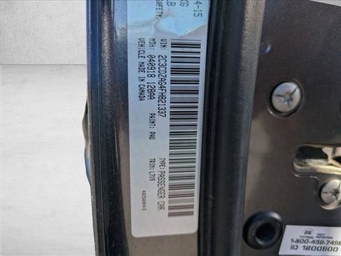 Used 2015 Dodge Challenger SXT image 24