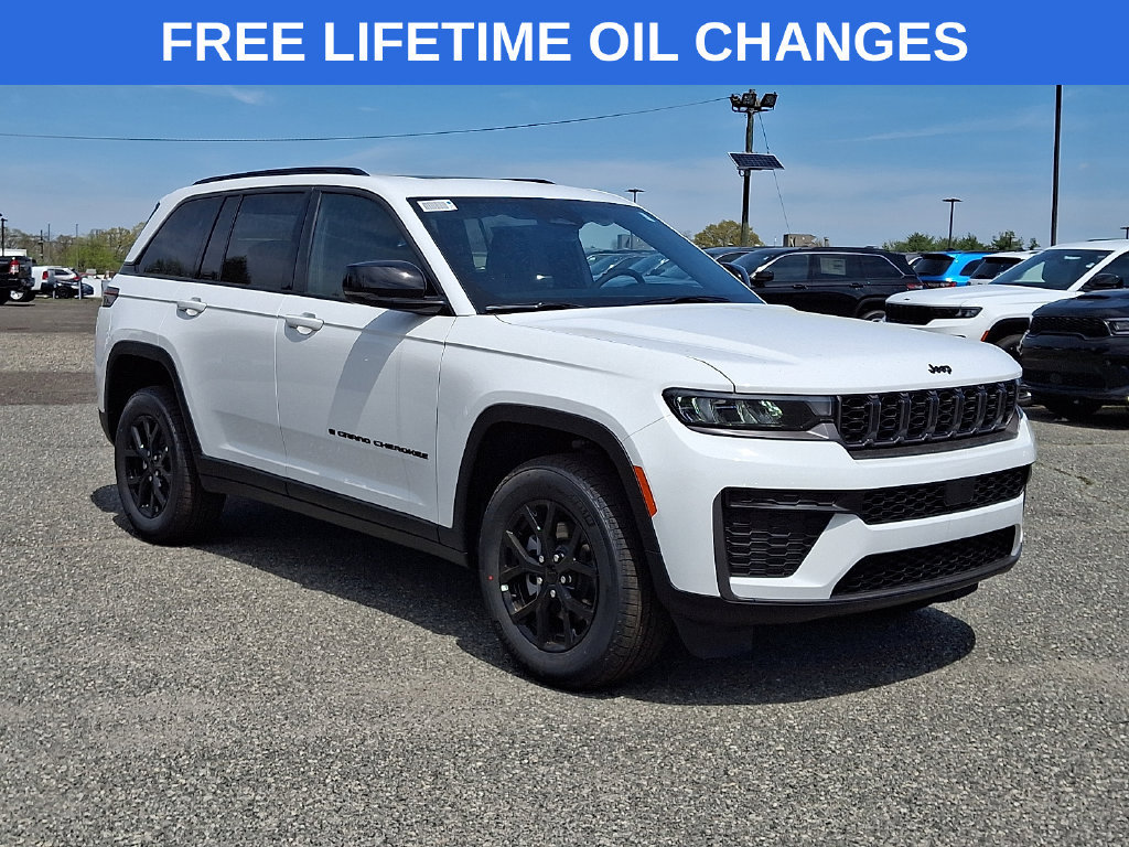 New 2026 Jeep Grand Cherokee Altitude AWD/4WD image 1