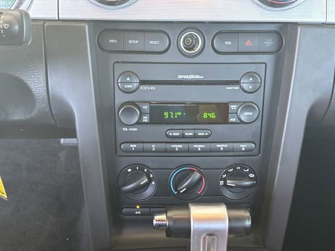 Used 2006 Ford Mustang GT Premium image 22