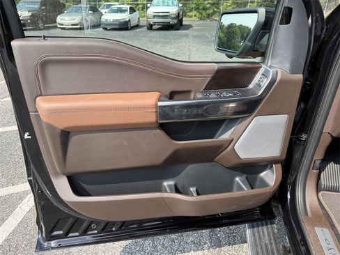 Used 2024 Ford F150 King Ranch image 9
