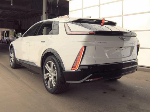 Used 2024 Cadillac Lyriq Tech w/ Driver Assist Package AWD/4WD image 2