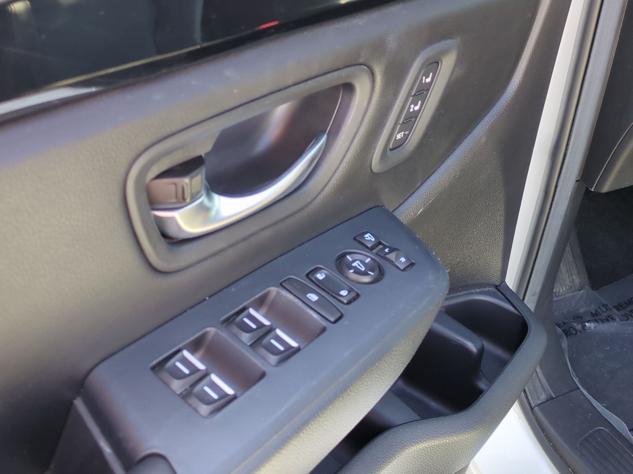 Used 2025 Honda Pilot TrailSport image 14