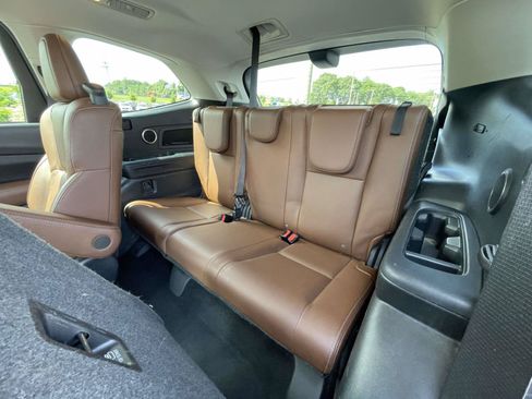 Used 2019 Subaru Ascent Touring AWD/4WD image 14