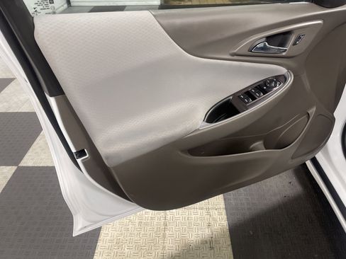 Used 2021 Chevrolet Malibu LT image 10