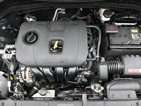 Used 2020 Kia Soul LX FWD image 28