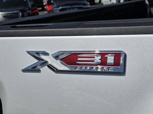 Used 2024 GMC Sierra 2500 SLT w/ Texas SLT Premium Package AWD/4WD image 10