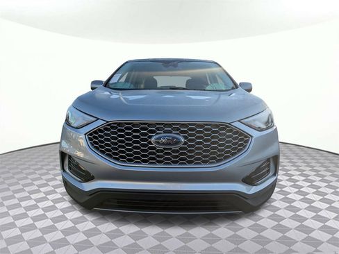 Used 2024 Ford Edge SEL image 8