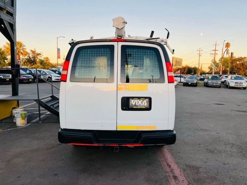 Used 2013 Chevrolet Express 2500 image 6