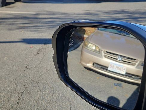 Certified 2025 Honda CR-V EX image 21