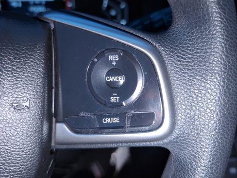 Used 2017 Honda CR-V LX image 13