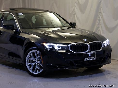 Used 2025 BMW 330i xDrive Sedan w/ Premium Package AWD/4WD image 2