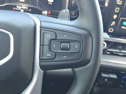 Used 2024 GMC Sierra 1500 SLT w/ SLT Premium Plus Package AWD/4WD image 39
