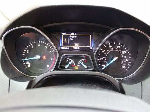 Used 2017 Ford Focus SE image 15