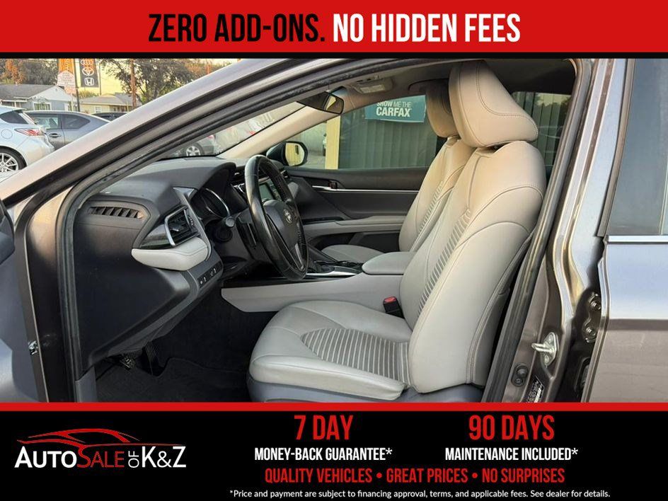 Used 2020 Toyota Camry SE FWD image 19