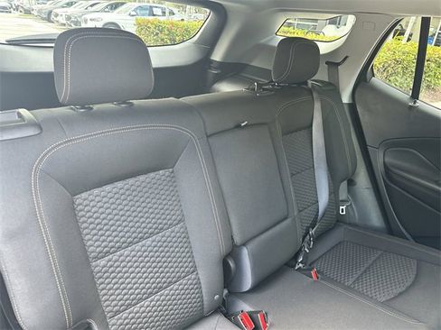 Used 2020 GMC Terrain SLE image 26