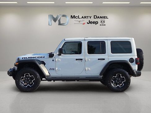 Used 2023 Jeep Wrangler Unlimited Rubicon 4xe w/ Cold Weather Group AWD/4WD image 3