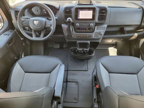 Used 2025 RAM ProMaster 2500 w/ Convenience Group FWD image 18