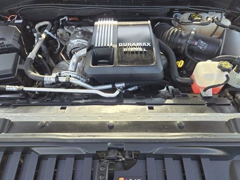 Used 2024 Chevrolet Silverado 1500 ZR2 w/ Technology Package AWD/4WD image 31