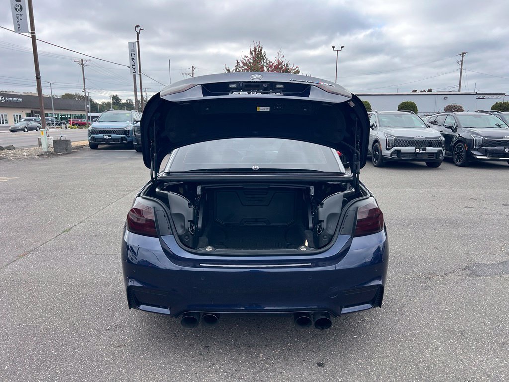 Used 2016 BMW M4 Convertible RWD image 8