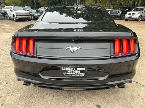 Used 2019 Ford Mustang Coupe image 7