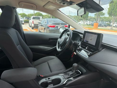 Used 2024 Toyota Corolla LE FWD image 9
