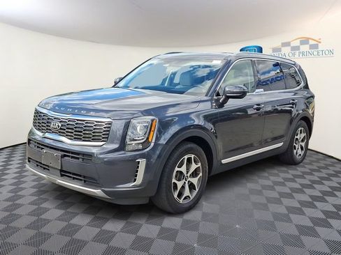 Used 2020 Kia Telluride EX w/ Towing Package AWD/4WD image 3