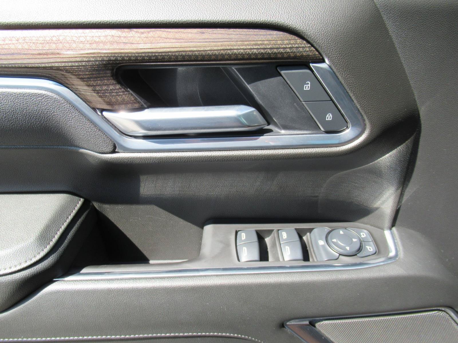 Used 2025 Chevrolet Silverado 1500 LT RWD image 24