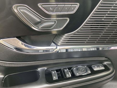 Used 2020 Lincoln Corsair FWD w/ Premium Package image 20