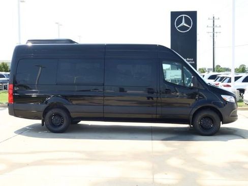New 2025 Mercedes-Benz Sprinter 2500 image 5