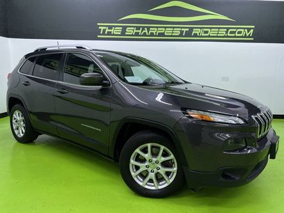 Used 2018 Jeep Cherokee Latitude Plus w/ Cold Weather Group