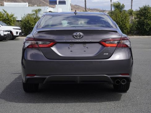 Used 2023 Toyota Camry SE FWD image 5