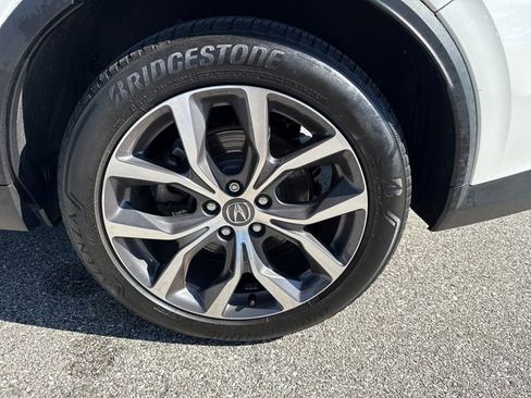 Certified 2024 Acura MDX SH-AWD w/ Technology Package image 12