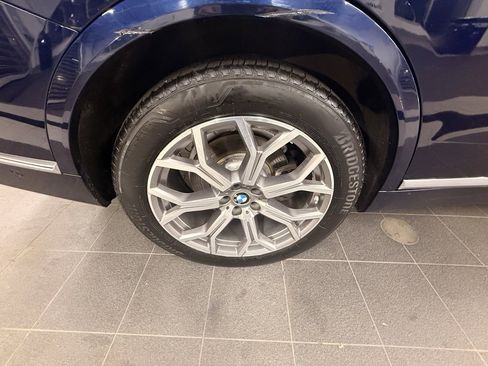 Used 2020 BMW X7 xDrive40i w/ Executive Package image 46