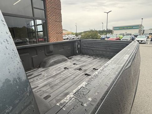 Used 2020 Chevrolet Silverado 3500 LTZ w/ LTZ Plus Package AWD/4WD image 14