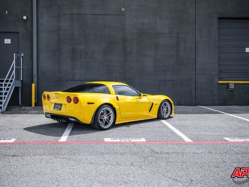 Used 2007 Chevrolet Corvette Z06 w/ Preferred Equipment Group RWD image 21