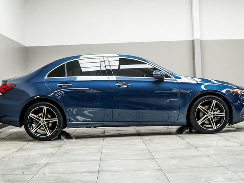 Used 2022 Mercedes-Benz A 220 image 8