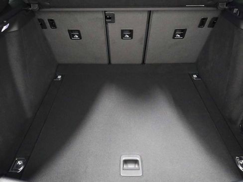 Used 2026 Porsche Macan S image 41