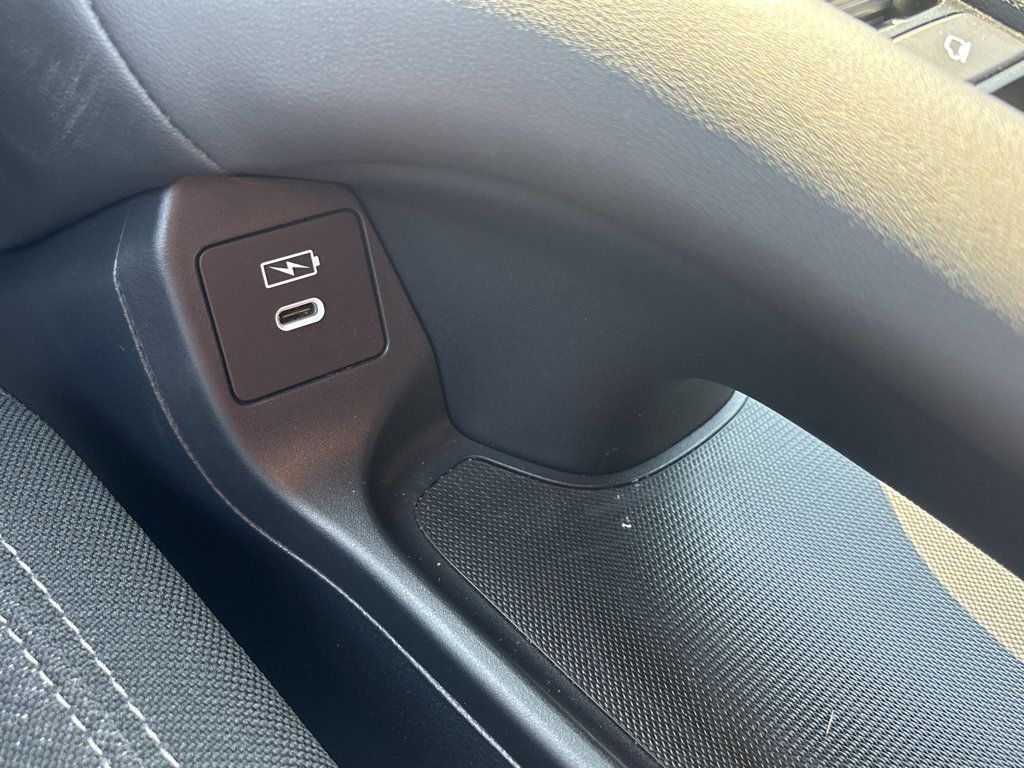 Used 2024 Honda HR-V LX image 26