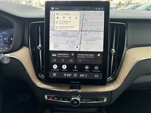 Certified 2026 Volvo XC60 B5 Plus w/ Protection Package Premier AWD/4WD image 9