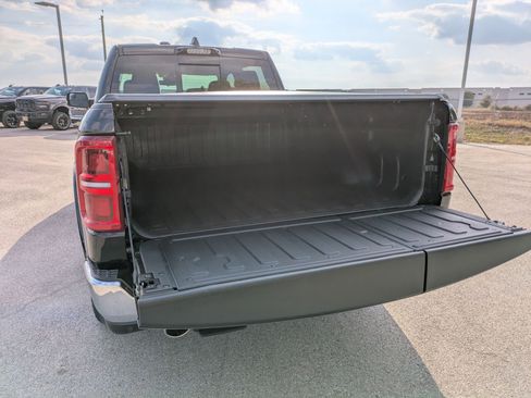 New 2026 RAM 1500 Limited image 24